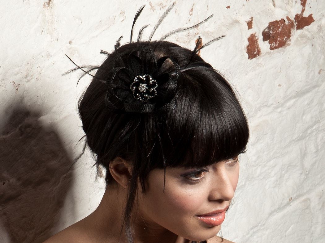Black Crystal Flower Feather Head Band Hair Band Hat FascinatorRaces
